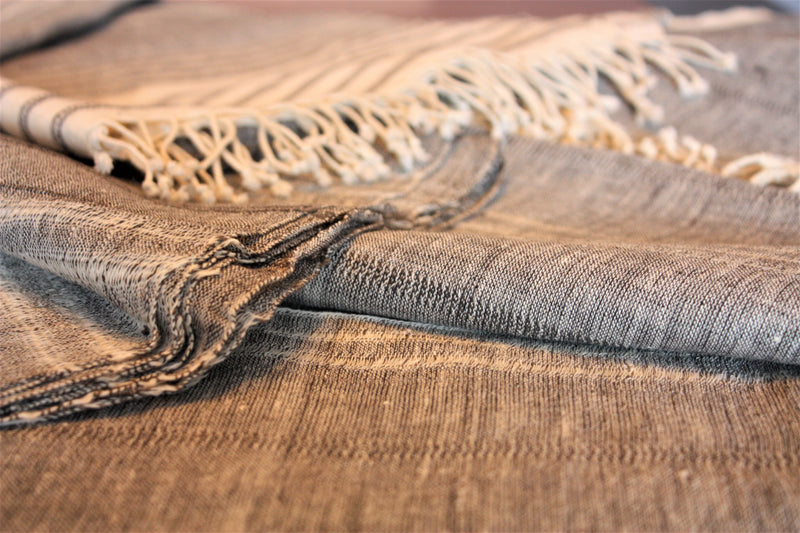 Handwoven Organic Cotton Scarf: Surmai