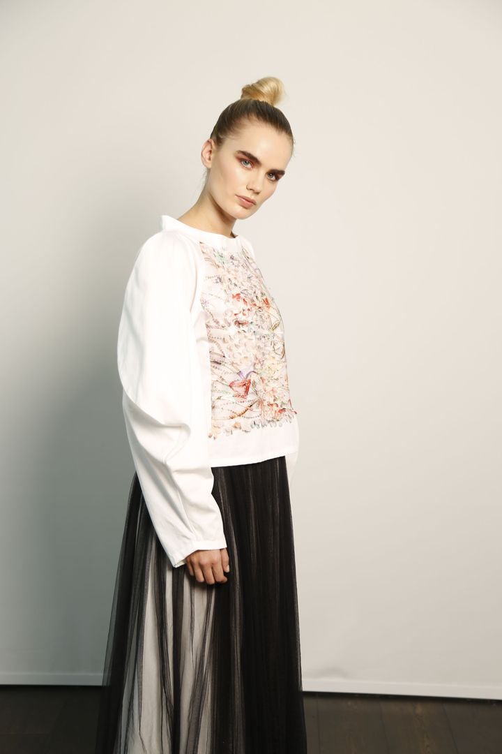 Raglan Sleeve Top: White with Embroidered Panel